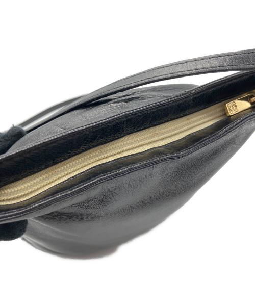 LOEWE（ロエベ）LOEWE (ロエベ) アナグラムレザーミニサコッシュ ブラックの古着・服飾アイテム