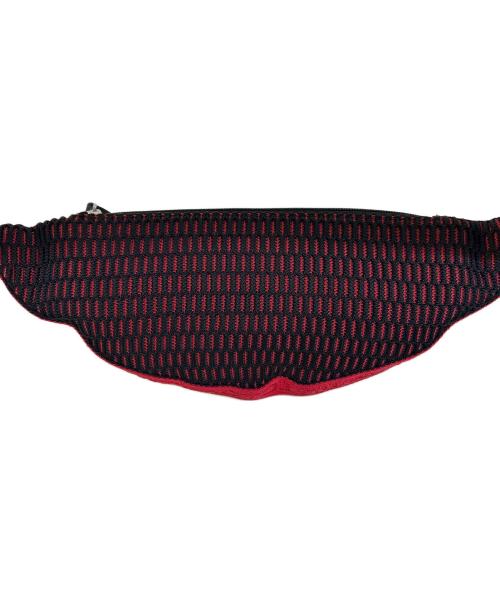 Christian Louboutin（クリスチャン・ルブタン）Christian Louboutin (クリスチャン・ルブタン) スタッズウエストバッグ ブラック×レッドの古着・服飾アイテム