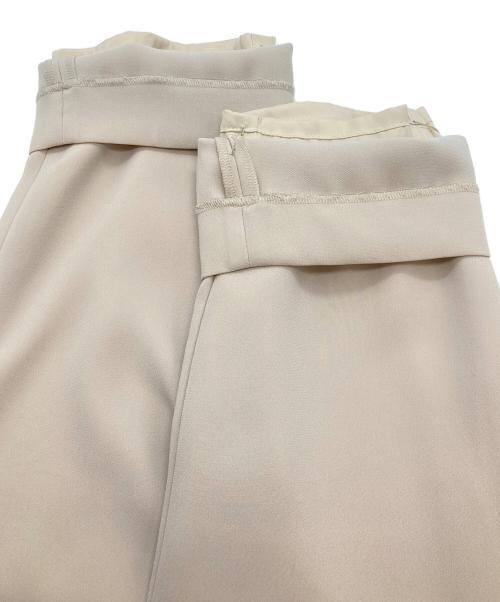 1er Arrondissement（プルミエ アロンディスモン）1er Arrondissement (プルミエ アロンディスモン) ダブルクロステーパードパンツ アイボリー サイズ:38の古着・服飾アイテム