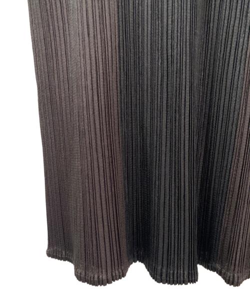 PLEATS PLEASE（プリーツプリーズ）PLEATS PLEASE (プリーツプリーズ) ハイネックプリーツカットソー ブラック×ブラウン サイズ:Freeの古着・服飾アイテム