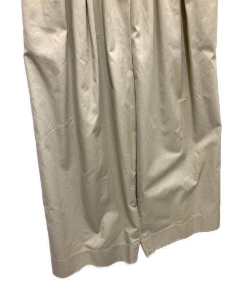 DRAWER（ドゥロワー）Drawer (ドゥロワー) コットンノースリーブオールインワン ベージュ サイズ:SIZE34の古着・服飾アイテム