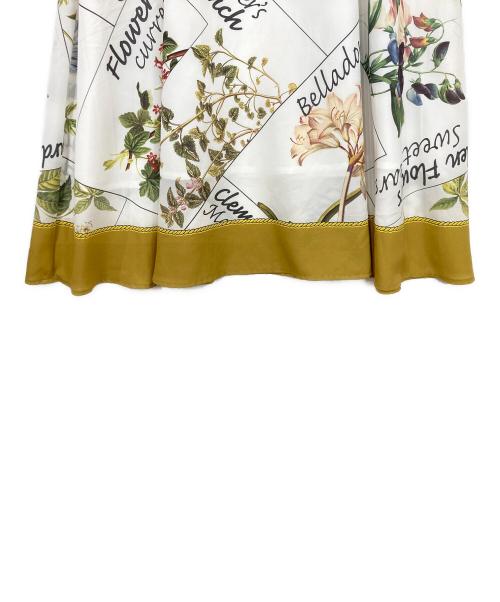 Diagram（ダイアグラム）Diagram (ダイアグラム) ランダムボタニカルスカート ホワイト サイズ:SIZE 36の古着・服飾アイテム