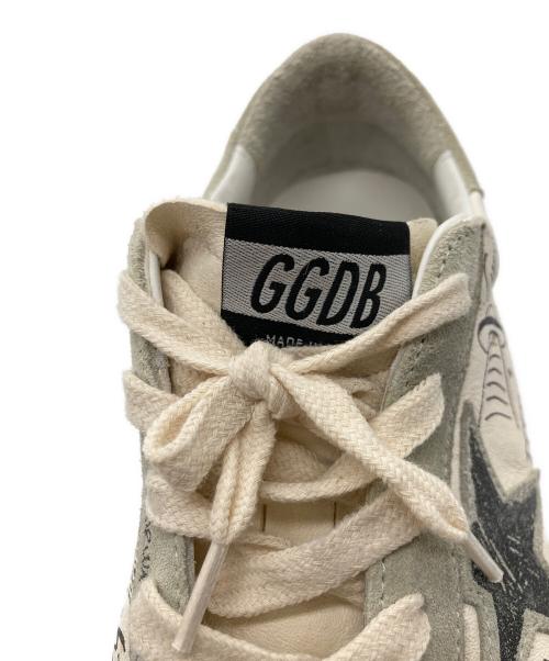 GOLDEN GOOSE（ゴールデングース）GOLDEN GOOSE (ゴールデングース) 落書きプリントローカットスニーカー グレー サイズ:23.5の古着・服飾アイテム