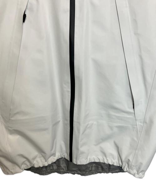 THE NORTH FACE（ザ ノース フェイス）THE NORTH FACE (ザ ノース フェイス) Undyed GTX Jacket ホワイト サイズ:Lの古着・服飾アイテム