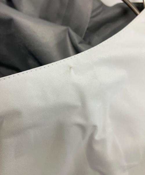 THE NORTH FACE（ザ ノース フェイス）THE NORTH FACE (ザ ノース フェイス) Undyed GTX Jacket ホワイト サイズ:Lの古着・服飾アイテム