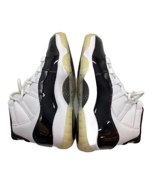 NIKE（ナイキ）NIKE (ナイキ) スニーカー ホワイト×ブラック サイズ:25.5cmの古着・服飾アイテム