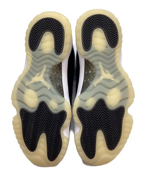 NIKE（ナイキ）NIKE (ナイキ) スニーカー ホワイト×ブラック サイズ:25.5cmの古着・服飾アイテム