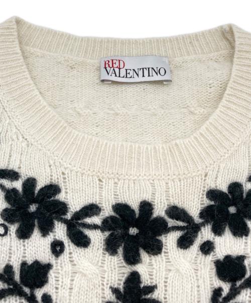 RED VALENTINO（レッドヴァレンティノ）RED VALENTINO (レッドヴァレンティノ) アンゴラブレンド花柄ケーブルニット オフホワイト サイズ:Mの古着・服飾アイテム