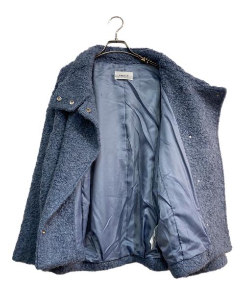FRAY ID（フレイ アイディー）FRAY ID (フレイ アイディー) ウールモヘアブークレミドルコート ブルーの古着・服飾アイテム