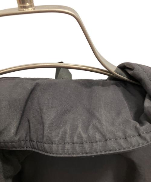 THE NORTH FACE（ザ ノース フェイス）THE NORTH FACE (ザ ノース フェイス) ハイドレナウィンドジャケット ブラック×ブルー サイズ:SIZE Mの古着・服飾アイテム