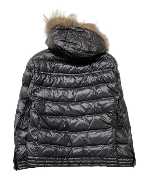 BURBERRY BLACK LABEL（バーバリーブラックレーベル）BURBERRY BLACK LABEL (バーバリーブラックレーベル) 裏地チェックシルバーフォックスファーダウンジャケット ブラック サイズ:Lの古着・服飾アイテム