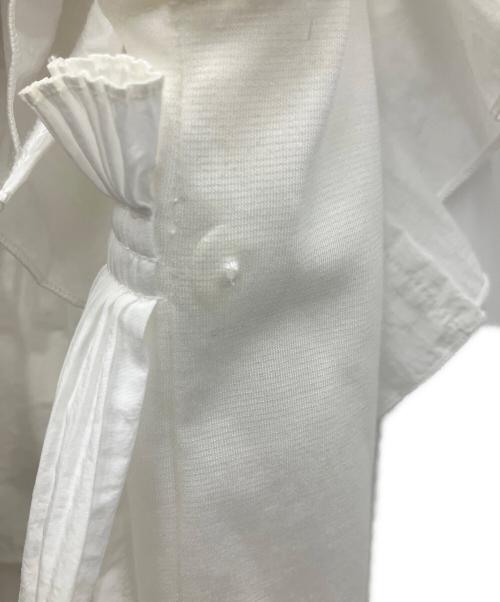 UNITED ARROWS TOKYO（ユナイテッドアローズトウキョウ）UNITED ARROWS TOKYO (ユナイテッドアローズトウキョウ) コンビネーション プリーツスリーブ カットソー ホワイト サイズ:-の古着・服飾アイテム