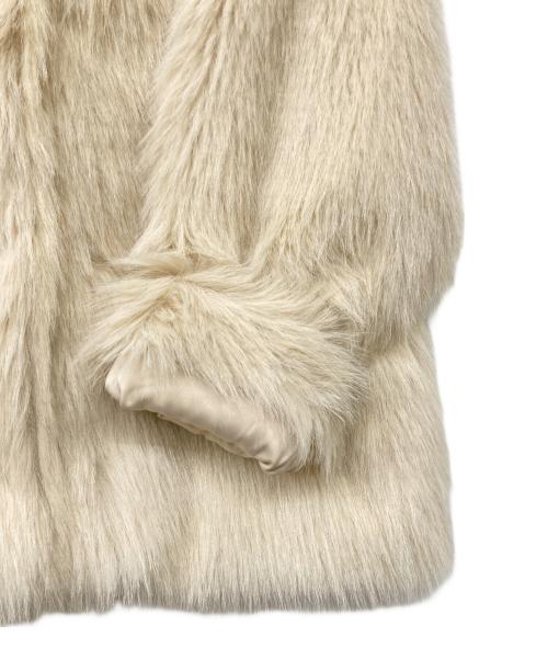 SHENERY（シーナリー）SHENERY (シーナリー) ノーカラーファーコート ベージュ サイズ:Fの古着・服飾アイテム