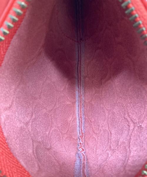 COMME des GARCONS（コムデギャルソン）COMME des GARCONS (コムデギャルソン) エンボスフラワーコインケース レッドの古着・服飾アイテム