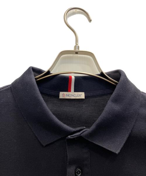 MONCLER（モンクレール）MONCLER (モンクレール) ポロシャツ ネイビー サイズ:Мの古着・服飾アイテム