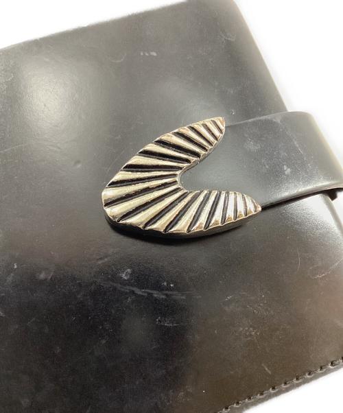 TOGA PULLA（トーガ プルラ）TOGA PULLA (トーガ プルラ) Leather Shoulder Wallet ブラックの古着・服飾アイテム