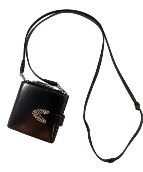 TOGA PULLA（トーガ プルラ）TOGA PULLA (トーガ プルラ) Leather Shoulder Wallet ブラックの古着・服飾アイテム