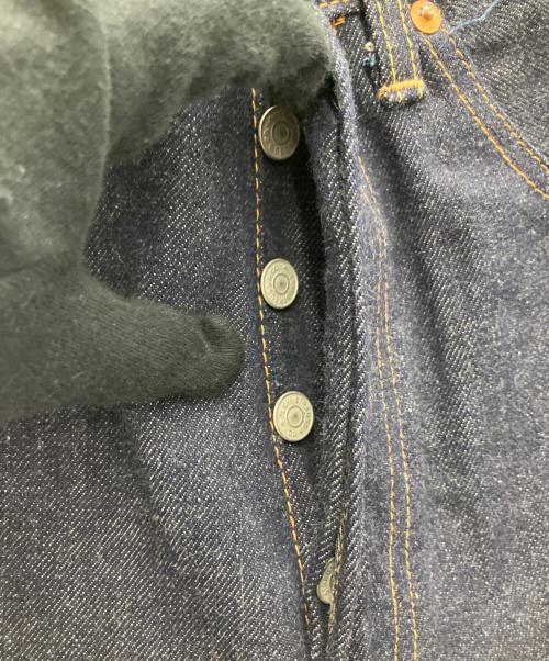 LEVI'S VINTAGE CLOTHING（リーバイス ビンテージ クロージング）LEVI'S VINTAGE CLOTHING (リーバイス ビンテージ クロージング) 復刻 501XXデニムパンツ インディゴ サイズ:W30 未使用品の古着・服飾アイテム