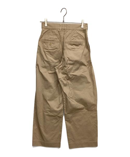 LOEFF（ロエフ）LOEFF (ロエフ) コットンツイル 2タック チノパンツ ベージュの古着・服飾アイテム