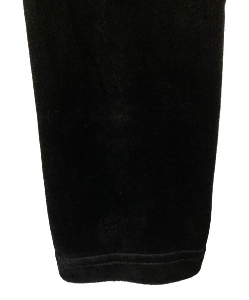 Sea Room lynn（シールームリン）Sea Room lynn (シールームリン) COELIE (コエリー) AOI IHARA (アオイイハラ) パッドinマットベロアHOLEトップス ブラック サイズ:Free 未使用品の古着・服飾アイテム