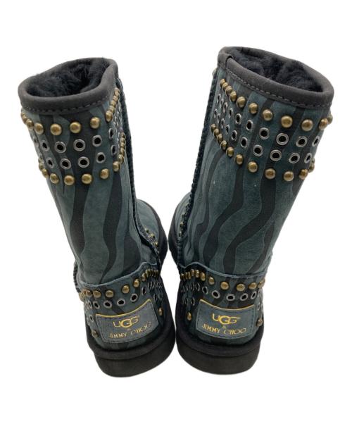 UGG（アグ）UGG (アグ) JIMMY CHOO (ジミーチュウ) スタッズムートンブーツ ネイビー サイズ:23cmの古着・服飾アイテム