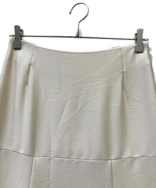 MEYAME（メヤメ）MEYAME (メヤメ) BEAUTIFUL SKIRT アイボリーの古着・服飾アイテム