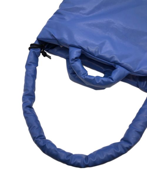 KASSL EDITIONS（カッスル エディションズ）KASSL EDITIONS (カッスル エディションズ) クロスボディバッグ ライトブルーの古着・服飾アイテム