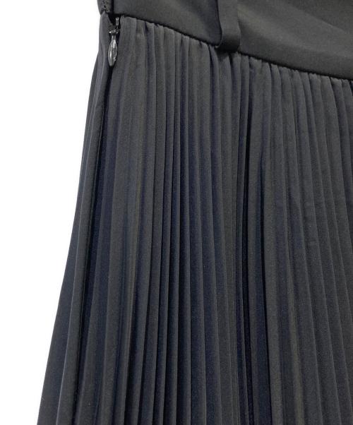 HYKE（ハイク）HYKE (ハイク) PLEATED SKIRT ブラック サイズ:2の古着・服飾アイテム