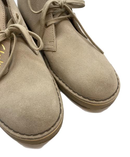 CLARKS ORIGINALS（クラークス オリジナルズ）Clarks Originals (クラークス オリジナルズ) デザートブーツ ベージュ サイズ:25.5の古着・服飾アイテム