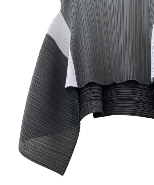 PLEATS PLEASE（プリーツプリーズ）PLEATS PLEASE (プリーツプリーズ) SALT TOP ブラック×アイスグレー サイズ:－の古着・服飾アイテム