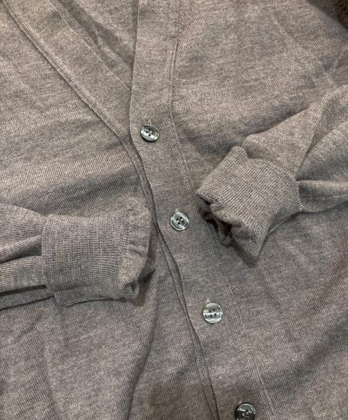 BEAMS F（ビームスエフ）BEAMS F (ビームスエフ) ウールVネックカーディガン グレー サイズ:48の古着・服飾アイテム