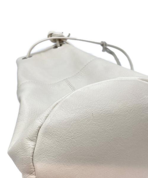 MARCO MASI（マルコマージ）MARCO MASI (マルコマージ) レザー巾着バッグ アイボリーの古着・服飾アイテム