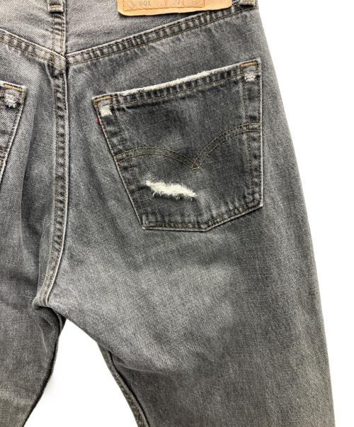 LEVI'S（リーバイス）LEVI'S (リーバイス) デニムパンツ ブラック サイズ:W27の古着・服飾アイテム