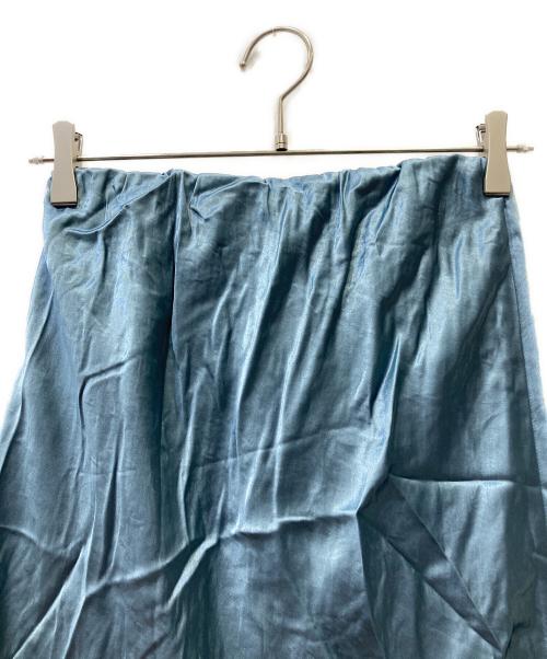 Noble（ノーブル）Noble (ノーブル) ナローAラインサテンスカート スカイブルー サイズ:FREEの古着・服飾アイテム