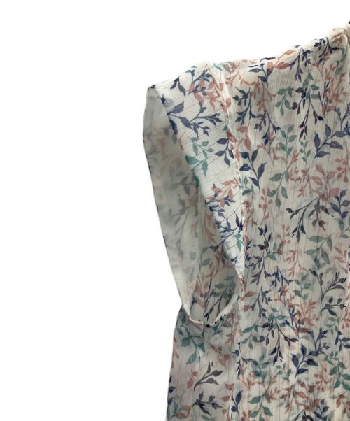 ANAYI（アナイ）ANAYI (アナイ) 楊柳リーフプリントスタンドブラウス ホワイト サイズ:SIZE36の古着・服飾アイテム
