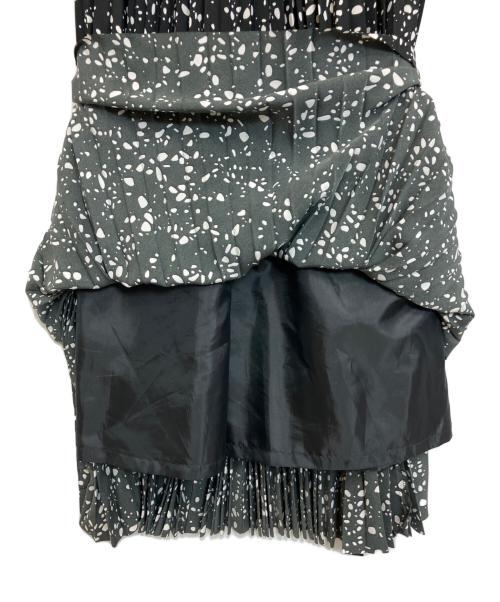 HYKE（ハイク）HYKE (ハイク) PEBBLE PRINTED MAXI DRESS ブラック サイズ:1の古着・服飾アイテム