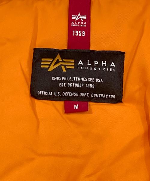 ALPHA INDUSTRIES（アルファインダストリーズ）ALPHA INDUSTRIES (アルファインダストリーズ) JOURNAL STANDARD relume (ジャーナルスタンダード レリューム) relume別注TRUCKER JACKET オリーブ サイズ:Ⅿの古着・服飾アイテム