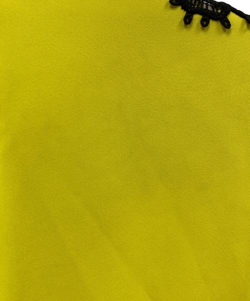 DSQUARED2（ディースクエアード）DSQUARED2 (ディースクエアード) ボウタイワンピース イエロー サイズ:SIZE 42の古着・服飾アイテム