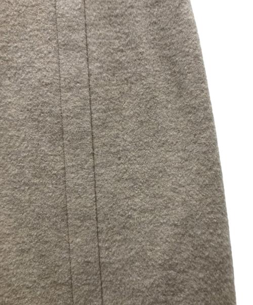 1er Arrondissement（プルミエ アロンディスモン）1er Arrondissement (プルミエ アロンディスモン) パイル圧縮タイトスカート ベージュ サイズ:38の古着・服飾アイテム