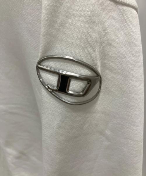 DIESEL（ディーゼル）DIESEL (ディーゼル) クルーネックスウェット ホワイト サイズ:Мの古着・服飾アイテム