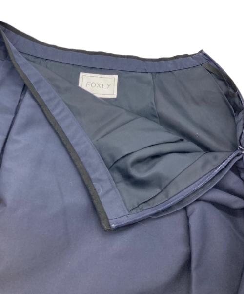 FOXEY（フォクシー）FOXEY (フォクシー) シルクスカート ネイビー サイズ:SIZE 38の古着・服飾アイテム