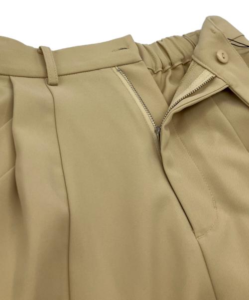CAPRICIEUX LE'MAGE（カプリシューレマージュ）CAPRICIEUX LE'MAGE (カプリシューレマージュ) サイドポケットワイドパンツ ベージュ サイズ:SIZE36 未使用品の古着・服飾アイテム