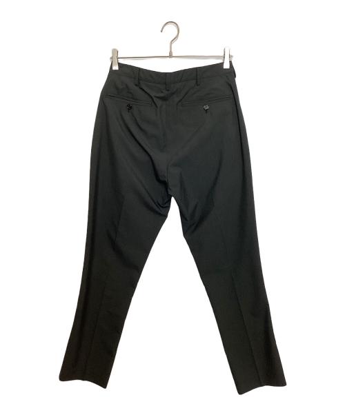 山内（ヤマウチ）山内 (ヤマウチ) ノーミュールシングワンタックスリムパン ブラック サイズ:3の古着・服飾アイテム