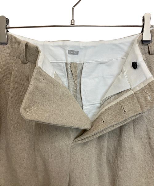 AXIS（アクシス）AXIS (アクシス) 3タックテーパードパンツ ベージュ サイズ:2の古着・服飾アイテム