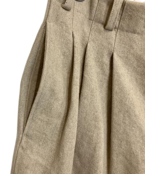 AXIS（アクシス）AXIS (アクシス) 3タックテーパードパンツ ベージュ サイズ:2の古着・服飾アイテム