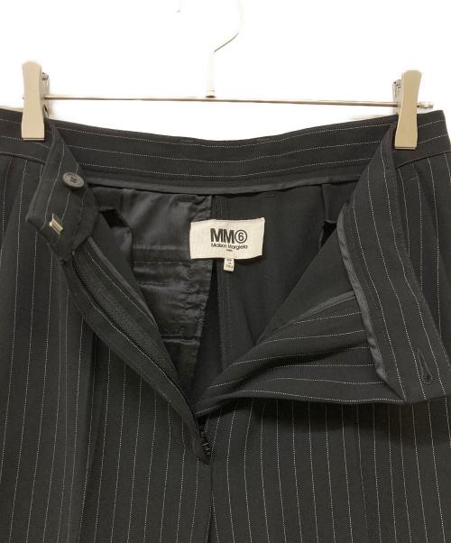 MM6 Maison Margiela（エムエムシックスメゾンマルジェラ）MM6 Maison Margiela (エムエムシックスメゾンマルジェラ) ストライプパンツ ブラック サイズ:38の古着・服飾アイテム