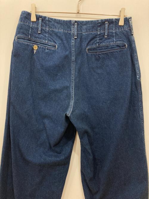 UNFIL（アンフィル）unfil (アンフィル) COTTON DENIM 2TUCK TROUSERS ブルー サイズ:4の古着・服飾アイテム
