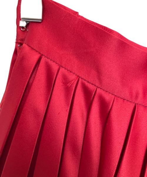 TSURU by MARIKO OIKAWA（ツルバイマリコオイカワ）TSURU by MARIKO OIKAWA (ツルバイマリコオイカワ) プリーツスカート レッド サイズ:36 未使用品の古着・服飾アイテム