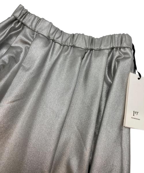 1er Arrondissement（プルミエ アロンディスモン）1er Arrondissement (プルミエ アロンディスモン) メタリックツイルスカート シルバー サイズ:36の古着・服飾アイテム