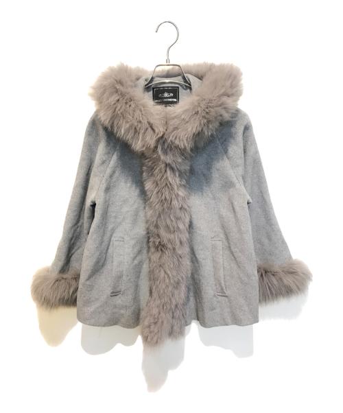GRACE CONTINENTAL（（グレースコンチネンタル）GRACE CONTINENTAL (（グレースコンチネンタル) フォックスファー付きショートコート グレー サイズ:36の古着・服飾アイテム